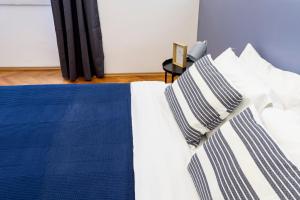 Pregiata camera con bagno privato - Blu di Prussia