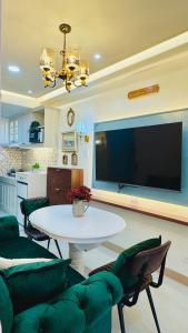 Chateau1503 at SMDC Style Condo