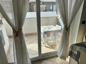 Ostia Daisy Apartment - Pet & Family Friendly