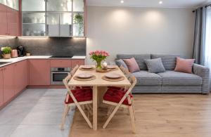 Przestronny apartament w Sosnowcu, miejsce parkingowe w hali garażowej