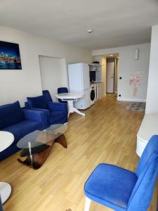 Apartment hotel