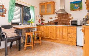 Charming house with sea view in Vallehermoso