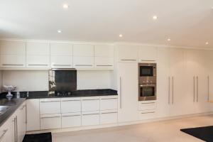 Elegant Apartment in Levada Grande + Terrace + 120 m²