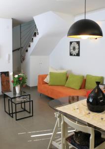 Cosy House in Nazaré with Fireplace