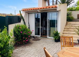 Cosy House in Nazaré with Fireplace