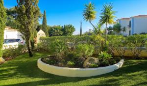 Spacious Villa in Carvoeiro with Private Pool