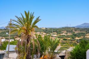 Panoramic Villa with Private Pool near Παγκαλοχώρι