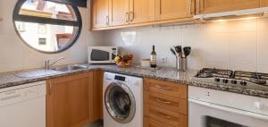 Charming Apartment in Vilamoura with Shared Pool - 70 m²