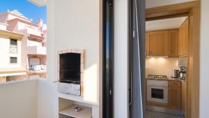 Charming Apartment in Vilamoura with Shared Pool - 70 m²