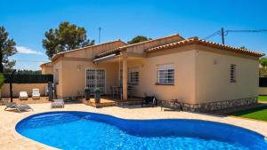 Comfortable House in Les Tres Cales with Private Pool