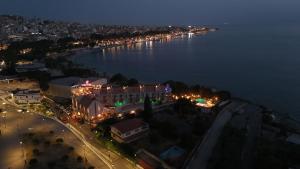 E Hotel