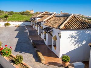 Charming House in Hornachuelos with Shared Pool