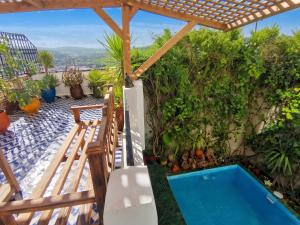 Spacious Apartment in Fès with Private Pool, 150 sqm