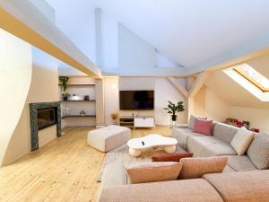Spacious Loft on Main Street