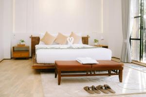 Pang Dee Dee Elephant Villa
