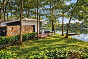 Forest Villa - Flamingo Dai Lai Resorts Managed by Armin Homes