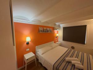 Maletto 1 Room apartement
