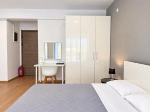 Boutique Studios near Airport
