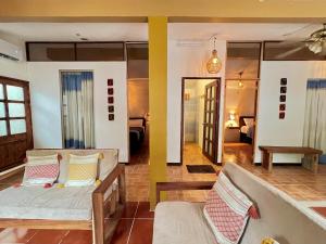 Apt MAR Y JO 3 blocks from Zicatela Beach W AC