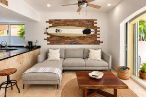 7BR Private Jacuzzi & Pool Villa Sleeps 16 Walk to Beach Lagoon and Golf