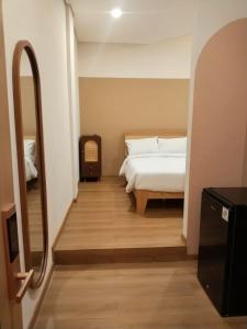 Casabella 1BR 107 Walk 5 min to Grand Batam