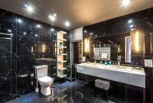 Velora Villa Mahabs
