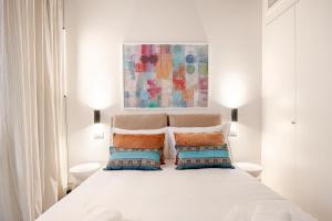Rome Center 2 Bedroom near Campo de Fiori & Largo Argentina-KASA DOWNTOWN