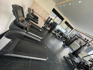 1BR in Kileleshwa with a Work Station, Pool & Gym
