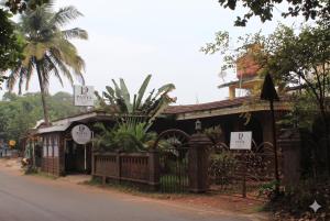 Panya Courtyard