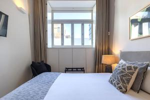 Design 2BR Duplex with AC by LovelyStay