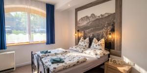 Cozy Apartment in Kościelisko with Mountain View
