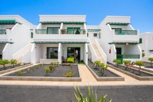 Charming apartment in Tías with shared pool - 50 m²