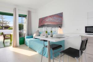 Charming apartment in Tías with shared pool - 50 m²