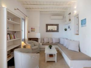 Dafni House - Cycladic dwelling
