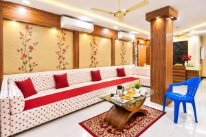 Hotel Kanak Mahalaxmi Satyug Guest House