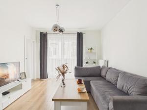 Obozowa 20 Light & Space Balcony & Parking by Solarento