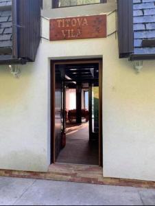 Titova Vila Zlatar