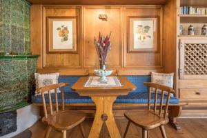 Large 4 bedroom in amazing location
