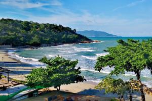Samui Sunset Deluxe Villa with Beach Access