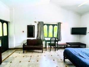 La Petite Boutique Hotel - Near Bogmalo Beach and Airport