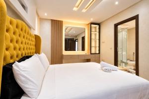 Designer apartment, pool and absolute comfort