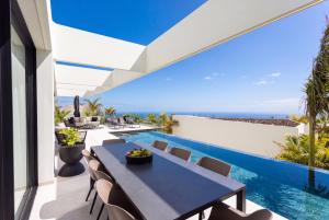 Villa Luma, Luxury Golf Villa, Heated Pool, Abama