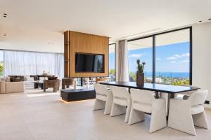 Villa Luma, Luxury Golf Villa, Heated Pool, Abama