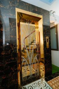 Điêu Thuyền Hotel