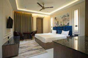 Walk 2 Vrindavan
