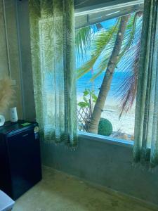 SUNSET VILLAGE seashore Ao Yon & Kao Khad beaches without big waves