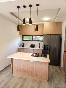Finca Moderna Santágueda con Jacuzzi y Piscina