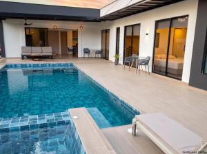 Finca Moderna Santágueda con Jacuzzi y Piscina