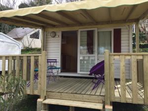 Campings Camping les Orangers : photos des chambres