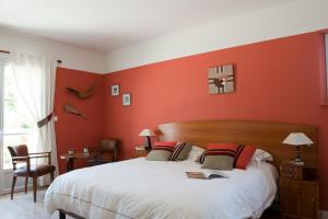 B&B / Chambres d'hotes Maison d'hote Iparra- Pays Basque : photos des chambres